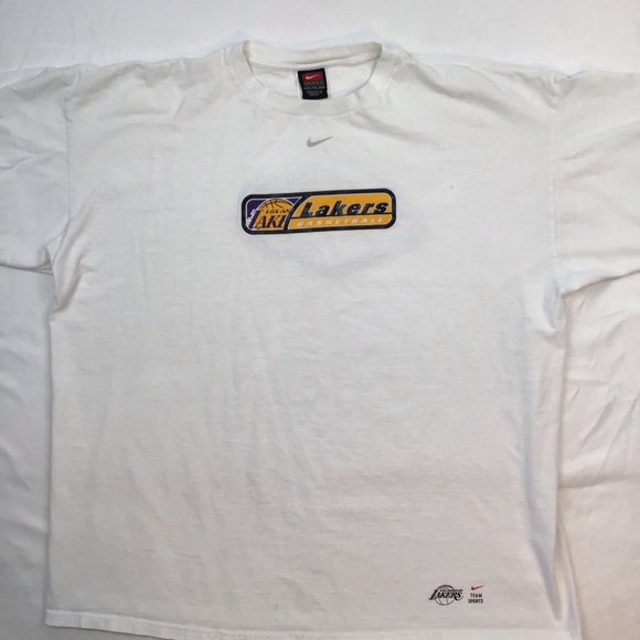 Nike Lakers NBA T-shirt - Picture 2 of 6